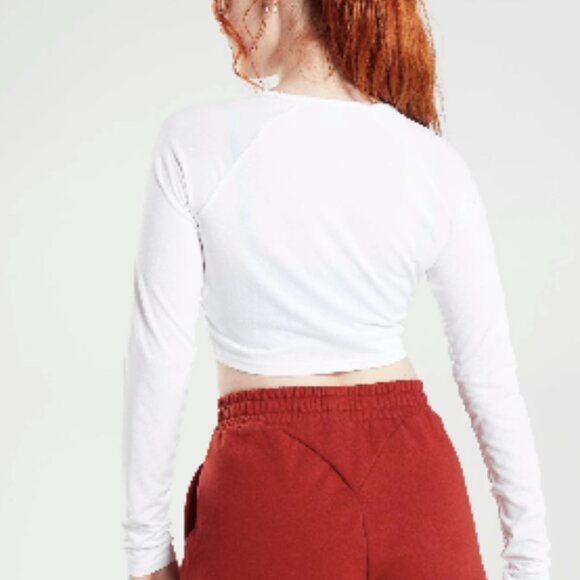 SKYSHARK Stretchy Training Long Sleeve Crop Top - Picture 2 of 9